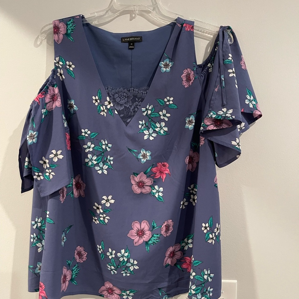 NWOT Lane Bryant Floral Cold Shoulder Blouse